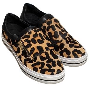 Vaneli Sport calf hair leopard print fashion sneaker size zipper slip on…